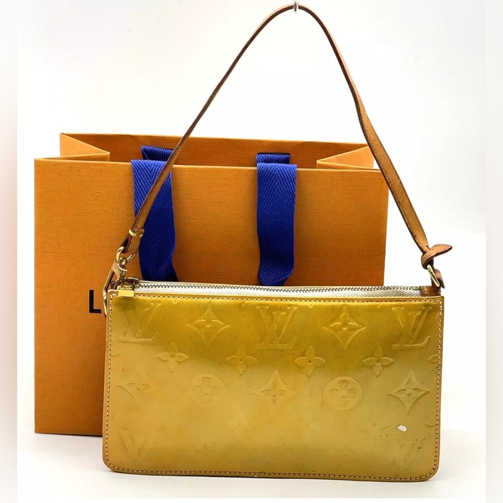 Authentic Louis Vuitton Vernis Yellow Lexington M91058 Pouch W/Bag